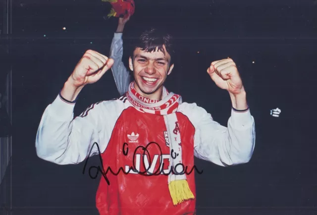 David Hollie Hand Signed Arsenal 12x8 Photo 2.