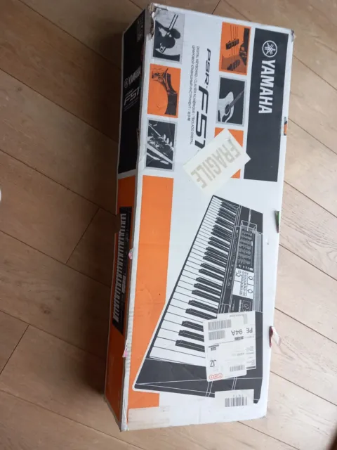 Piano Yamaha PSR-F51 / Clavier électronique avec 61 touches