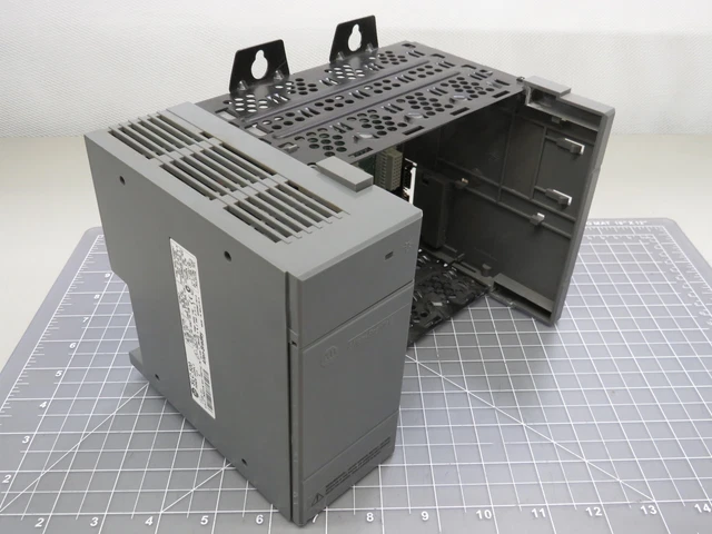 Allen-Bradley 1746-P1 4 Slot Rack SLC 500 Power Supply T154840