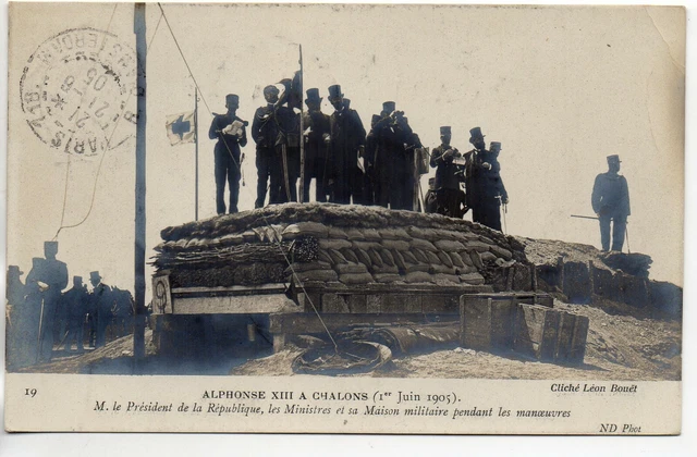 CHALONS SUR MARNE - Marne - CPA 51 - Militaires - Roi Alphonse XIII Manoeuvres