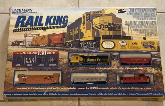 Bachmann Rail King Santa Fe EMD GP40 HO Scale Electric Train #00657 PLEASE READ