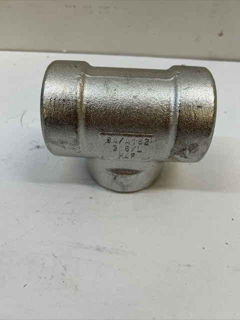 B16 - F316/L  M4F stainless steel threaded tee SA A182 New Silver