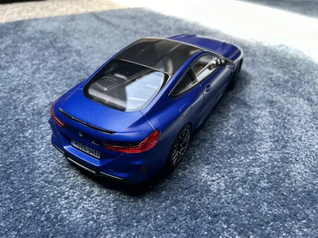 BMW M8 competition 2019 blau matt Metallic Minichamps 1:18, OVP Inklusive