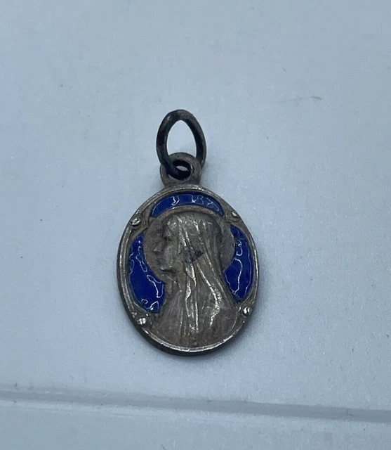 Godsdienst & Esoterisme - Petite médaille religieuse ancienne/ Sainte