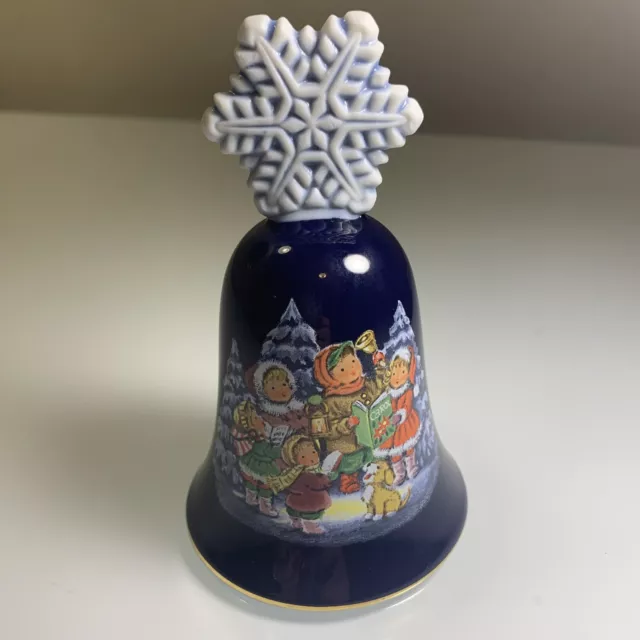 1987 AVON CHRISTMAS Carolers Porcelain Cobalt Blue Bell, Snowflake Handle