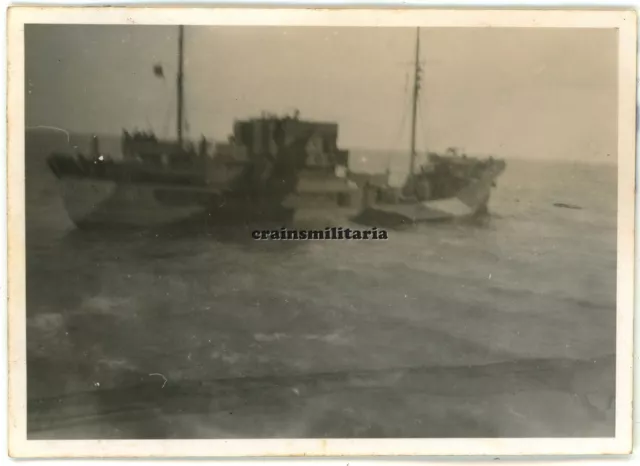 Orig. Foto Vorpostenboot VP-Boot Minensucher Minensuchboot Schiff m. Tarn Camo