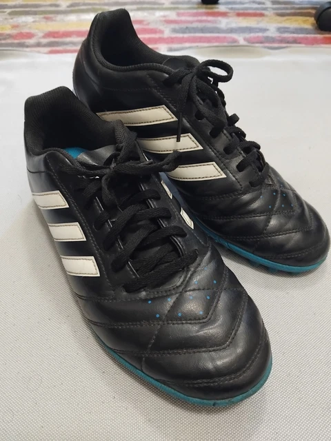 adidas gazelle silver green womens adidas Predator Mania Traxion FG 2002 adidas Football Boots Buy Now at  SHIRTS V SKINS