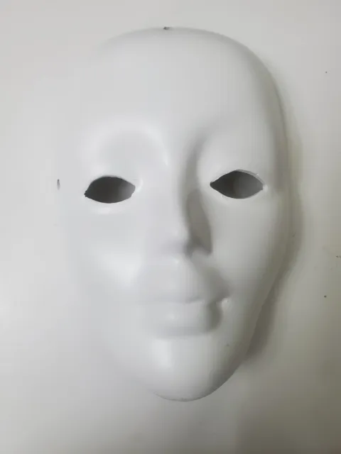 "Máscara de cerámica en blanco | Máscara de arte / pintura hágalo usted mismo 6"" x 5"