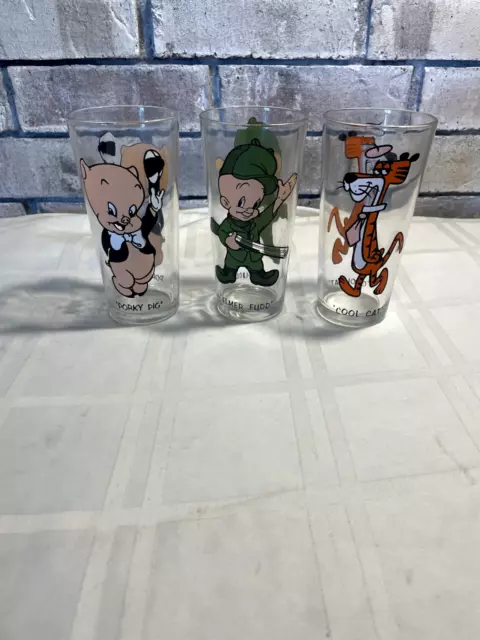 Set of 3 Vintage 1973 Looney Tunes Pepsi Warner Bros Collector Cups