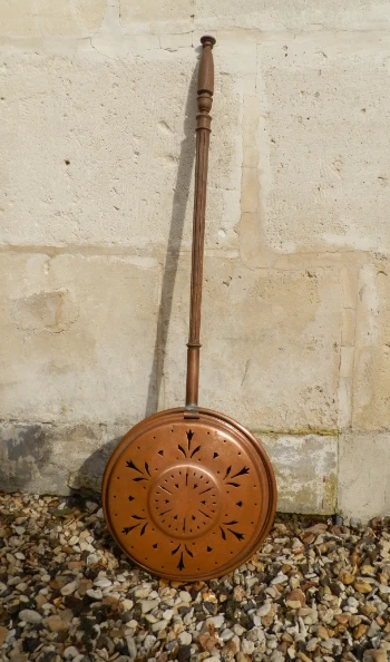 3 Anciennes Chauffrettes En Bois - Chauffe-lit Chauffe-pieds Complets