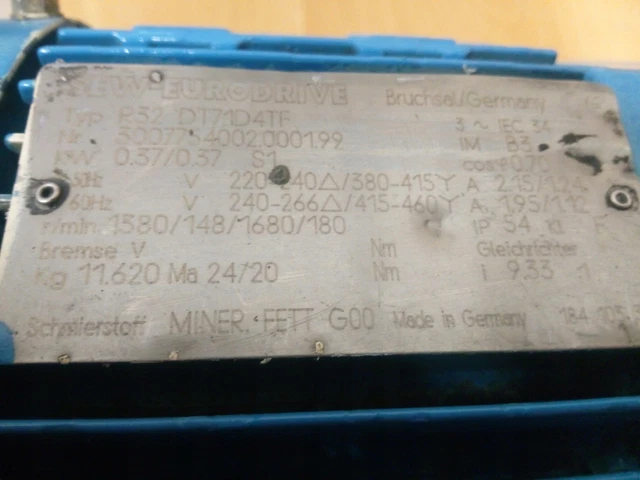 Motoriduttore SEW-EURODRIVE R32 DT71D4TF / #A C06C 9311