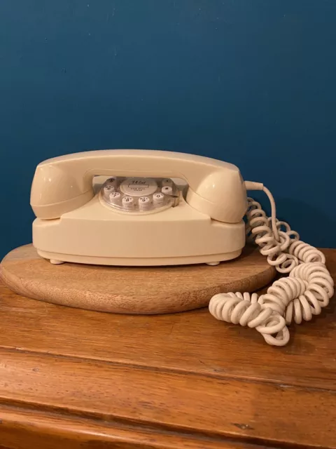 Cream Wild & Wolf "Princess" Retro Style Telephone Rotary Dial With Push Buttons