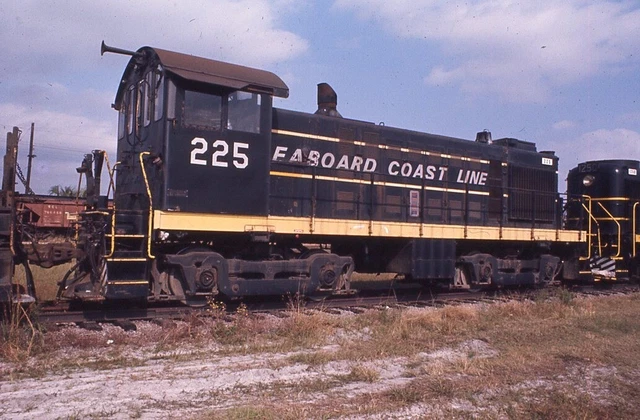 ORIGINAL EKTACHROME RAILROAD SLIDE SEABOARD COAST LINE 225 x Piedmont & Northern