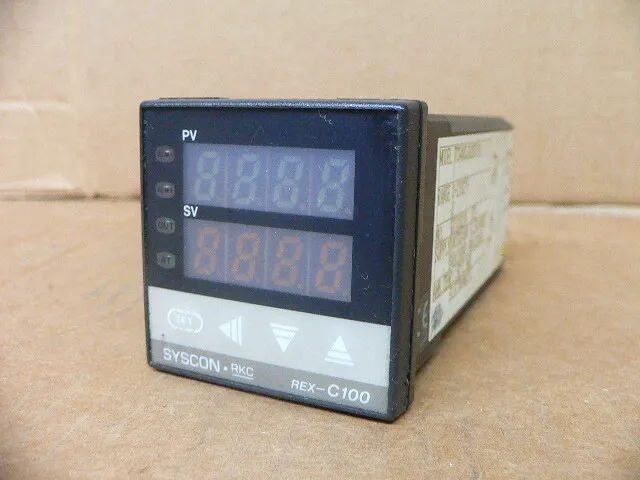 ELECTROMATIC CARLO GAVAZZI Temperature Controller 0-2192°F