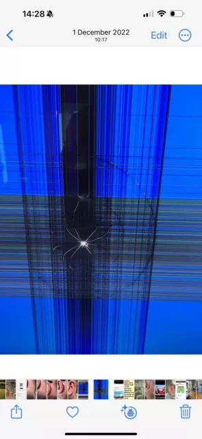 Samsung 65 Inch TV For Spares Or Repair. Model QE65Q90R