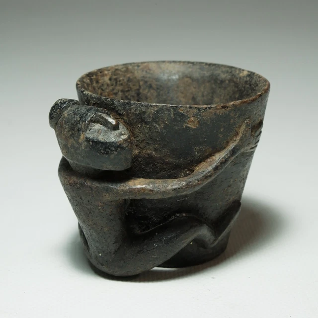 Carved container for tattoo ink - Mentawai islands - #tribal ethnographic figure