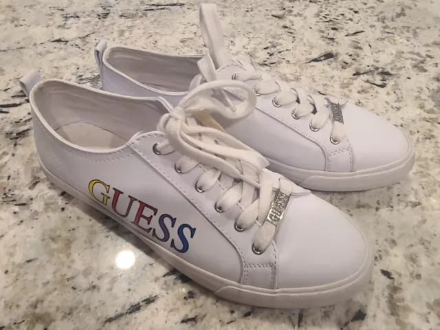 Guess Los Angeles White Rainbow Writing Silver Charm On Shoe Laces Size 11 Men's