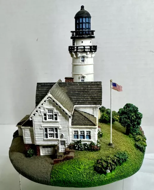 DANBURY MINT LIGHTHOUSE - CAPE ELIZABETH LIGHT, MAINE - In Original Box