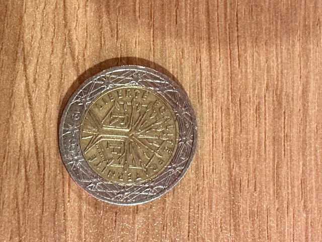pièce 2 euros rare 1999 Française