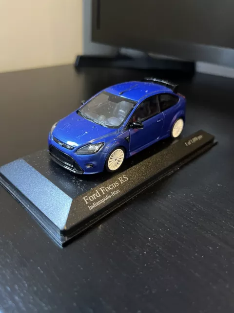 Minichamps 088105 Ford Focus Rs 2009 Blue Metallic