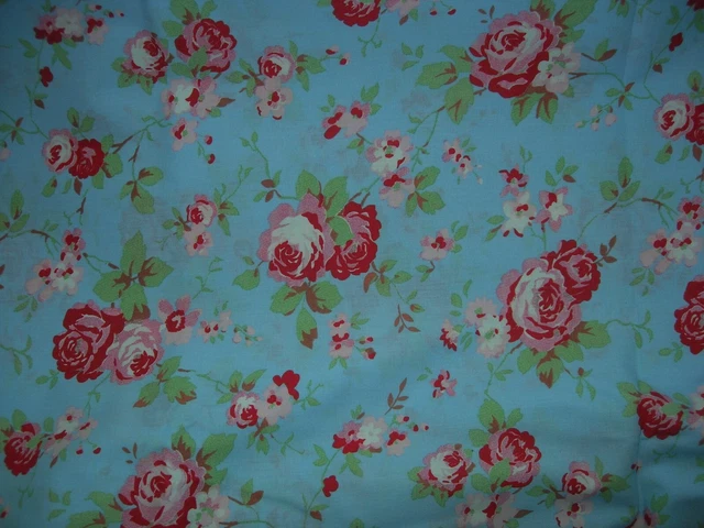 Grand Coupon De Tissu 100% Coton - Dimensions 102 X 80 Cm - Motif Géométrique Bleu Et Blanc - Neuf