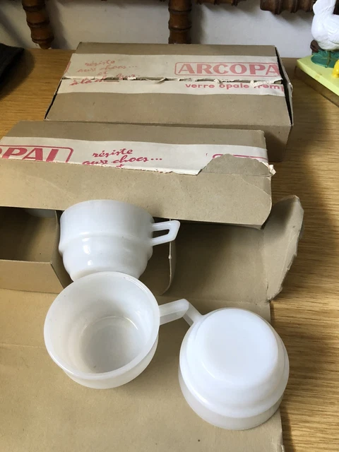 12 TASSES à Café VINTAGE ARCOPAL DESIGN ANCIEN 60 70 VAISSELLE Neuf