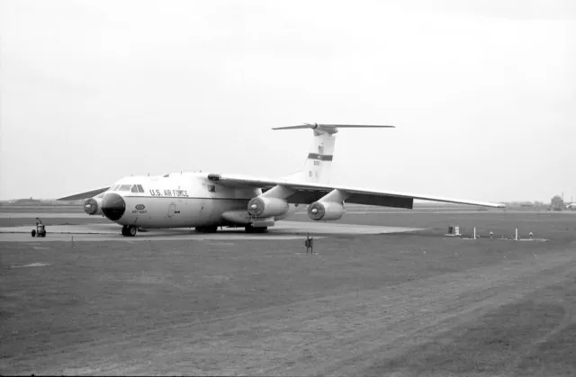 437th MAW, C-141A Starlifter, 66-0167 in Mildenhall, Apr 1979 - original B&W neg