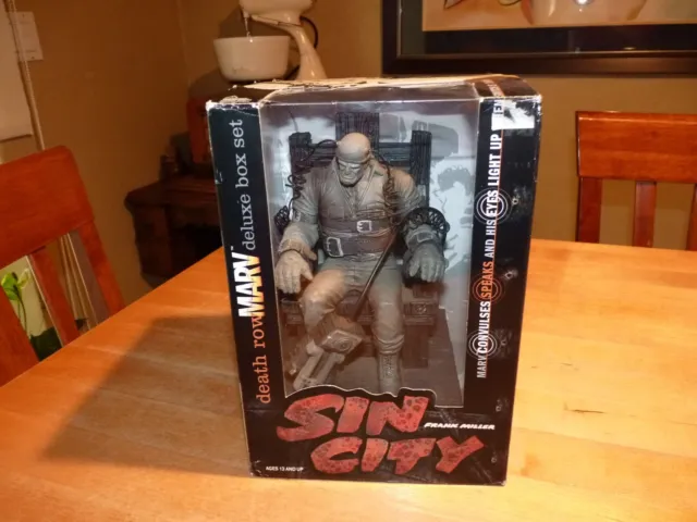 1999 McFarlane Toys Frank Miller Sin City Death Row Marv Deluxe Box Set Figure