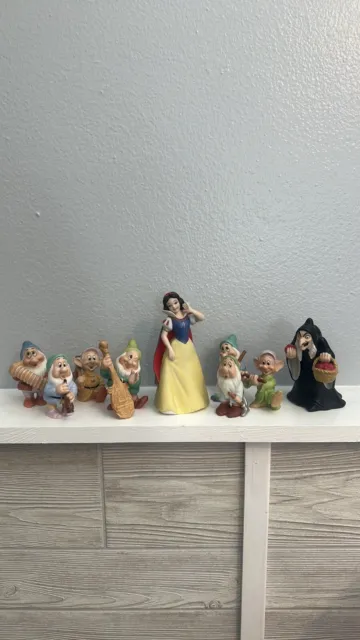 Vintage Disney Snow White and the Seven Dwarfs Porcelain Figurine Set