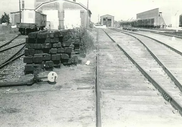 am Güterbahnhof altes sw Foto für Eisenbahnmagazin 10 x 6,9 cm tw1324a