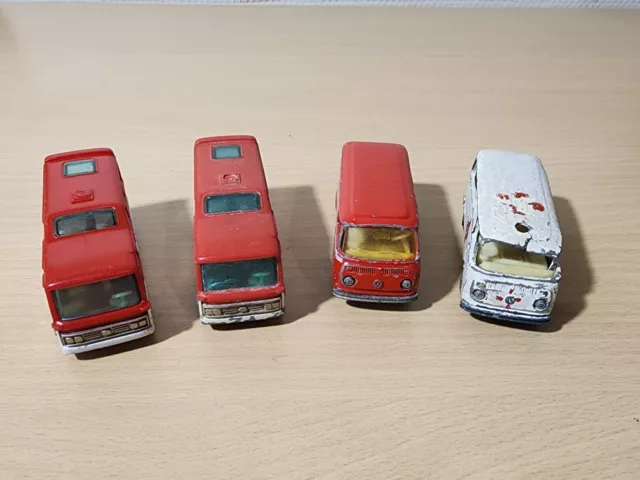 Lot 4 MINIBUS et FOURGONS MAJORETTE miniatures voitures JAPAN AIR LINES CAFE HAG