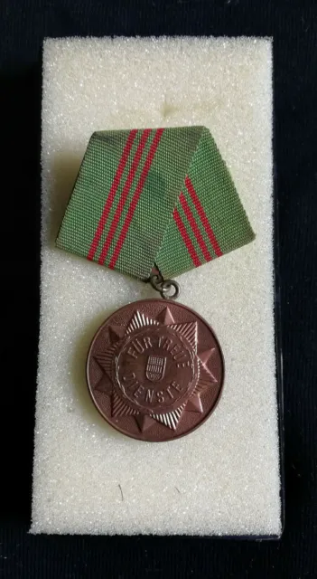 DDR:Medaille:Volkspolizei,Für treue Dienste,Bronze,Stufe III, 142#