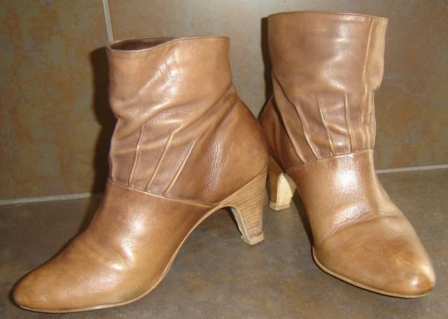 Bottines Pointure 39 Femme En Cuir Marron Abimees Donne Une Paire Talon Bobine 2