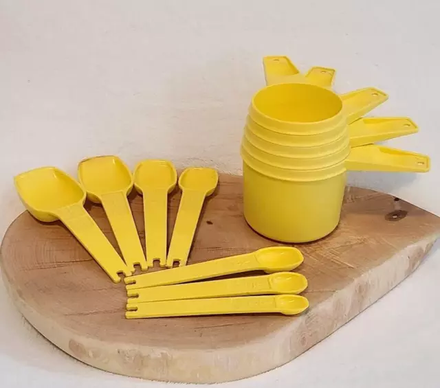 Nearly New Vintage Tupperware Measuring Spoons Bright Yellow Set
