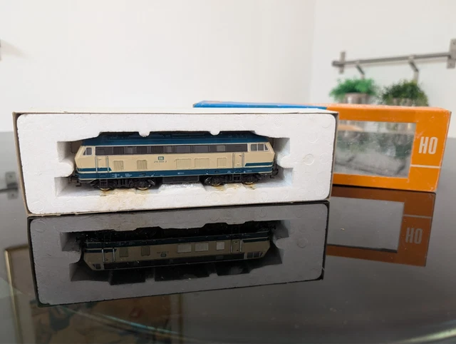 ROCO LOCOMOTIVE DIESEL BR215 036-4 de la Deutsche Bahn H0-CC Analogique Bon Etat EUR 66,00 - FR