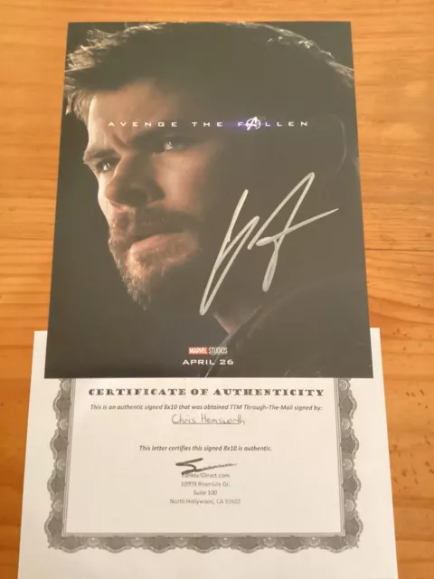Chris Hemsworth Autographed 8 X 10 Photo With COA - Avengers