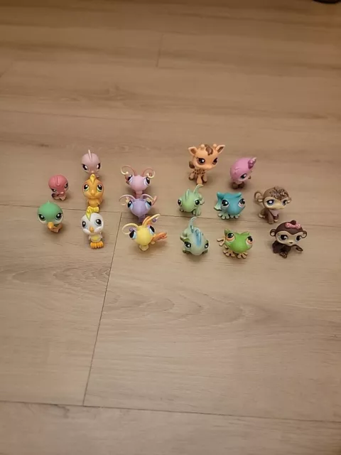 Littlest Pet Shop Mixed Lot Of 16 Figures.