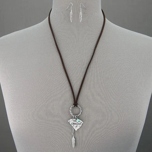 Brown Suede South Carolina State Hammered Feather Pendant Necklace With Earrings