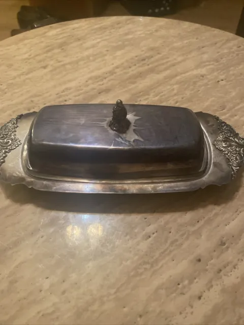 Vintage Baroque by Wallace 206 Silver-Plated Butter Dish with Glass Tray Insert