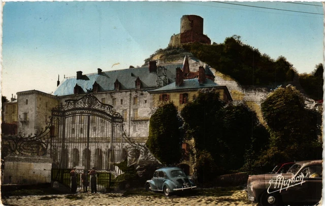 CPA AK La ROCHE-GUYON - La Chateau (380614)