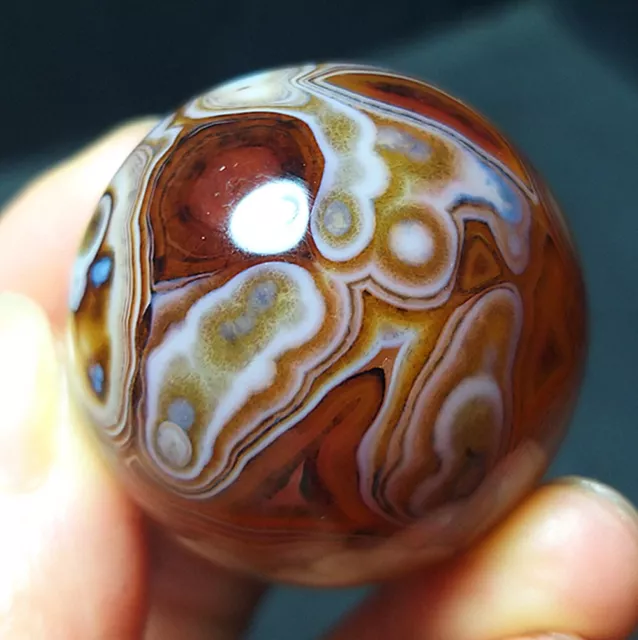 TOP 57.9G 34mm Natural Polished Banded Agate Crystal Sphere Ball Healing A2939