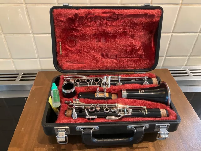 YAMAHA  26II CLARINET IN EXCELLENT CONDITION,  RARELY USED. UK P&P incl.