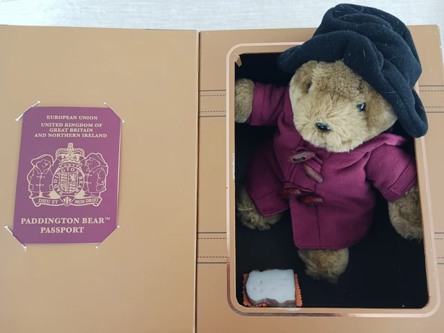 PADDINGTON BEAR Suitcase With Passport No 28849 2010 14 00 paddington-bear-suitcase-with-passport-no-28849-2010-14-00