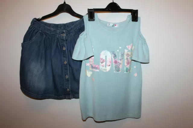 Girls clothes bundle Top + Skirt 2 items age 7-8 Years