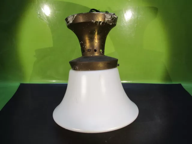 original alte ART DECO Deckenlampe - weißer Glasschirm,  Messing