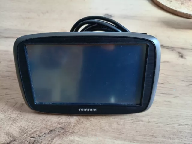 GPS TomTom GO 50 3D  Europe fonctionnel navigation   GPS portables XL 5 pouces