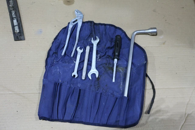 ORIGINAL MERCEDES BENZ W210 E430 on-board tool bag tool set breakdown ...