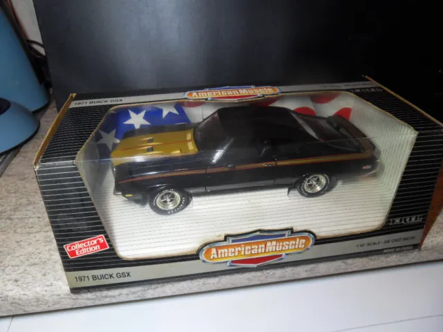 AMERICAN MUSCLE ERTL 1/18 Voiture USA BUICK  GSX  1971