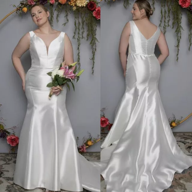 Satin Plus Size Wedding Dress Mermaid Sleeveless Elegant White Ivory Bridal Gown