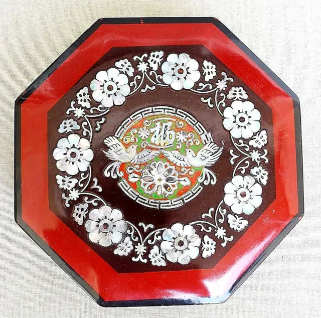 China antique Mother of Pearl Inlay Lacquer Wooden Octagon Jewelry Box